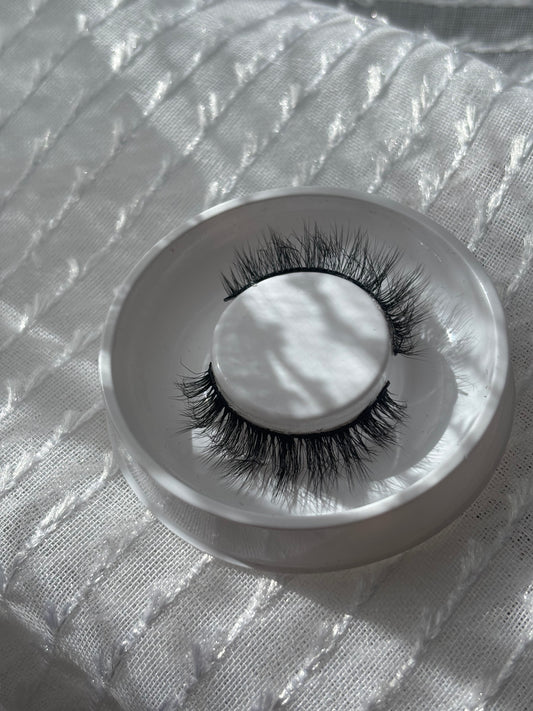 CINDY Lash